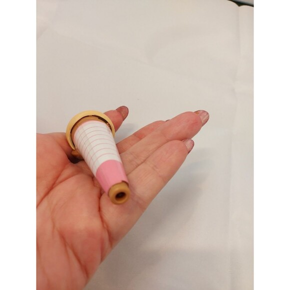 vintage collectable ice-cream cone lighter very rare fun not a toy. - Picture 9 of 13